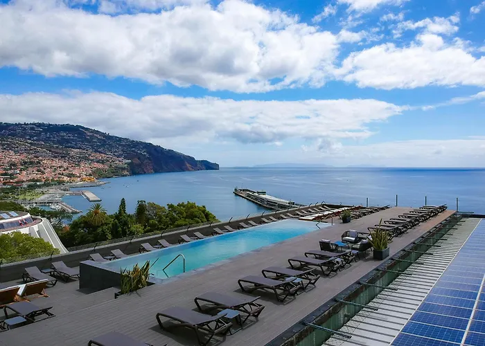 Pestana Casino Park & Casino Hotel 5*