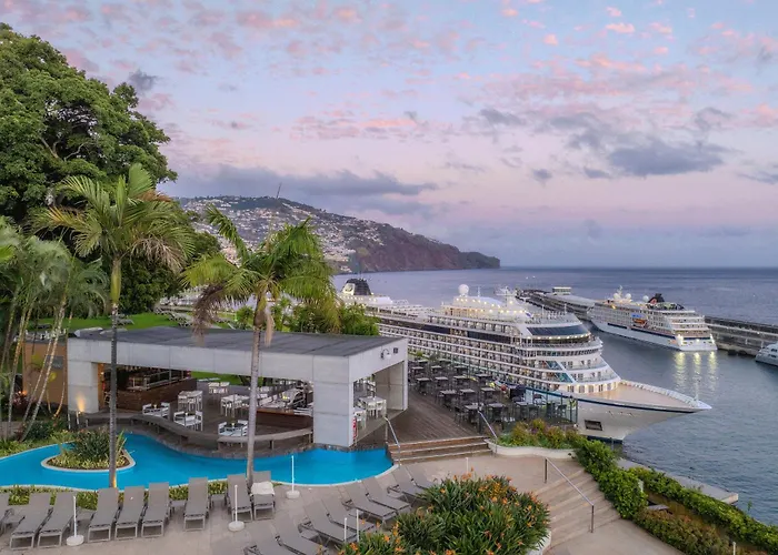 Hotel Pestana Casino Park & Casino 5*