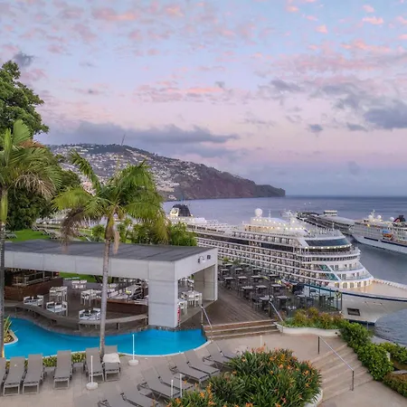 Hotell Pestana Casino Park & Casino 5*