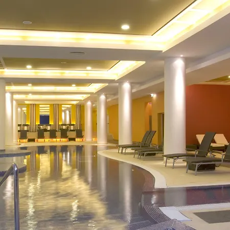 Pestana Casino Park & Casino Hotell 5*